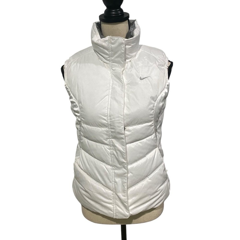 Nike Women’s Down Feather Filled Puffer Vest Reversible White Silver Size Small